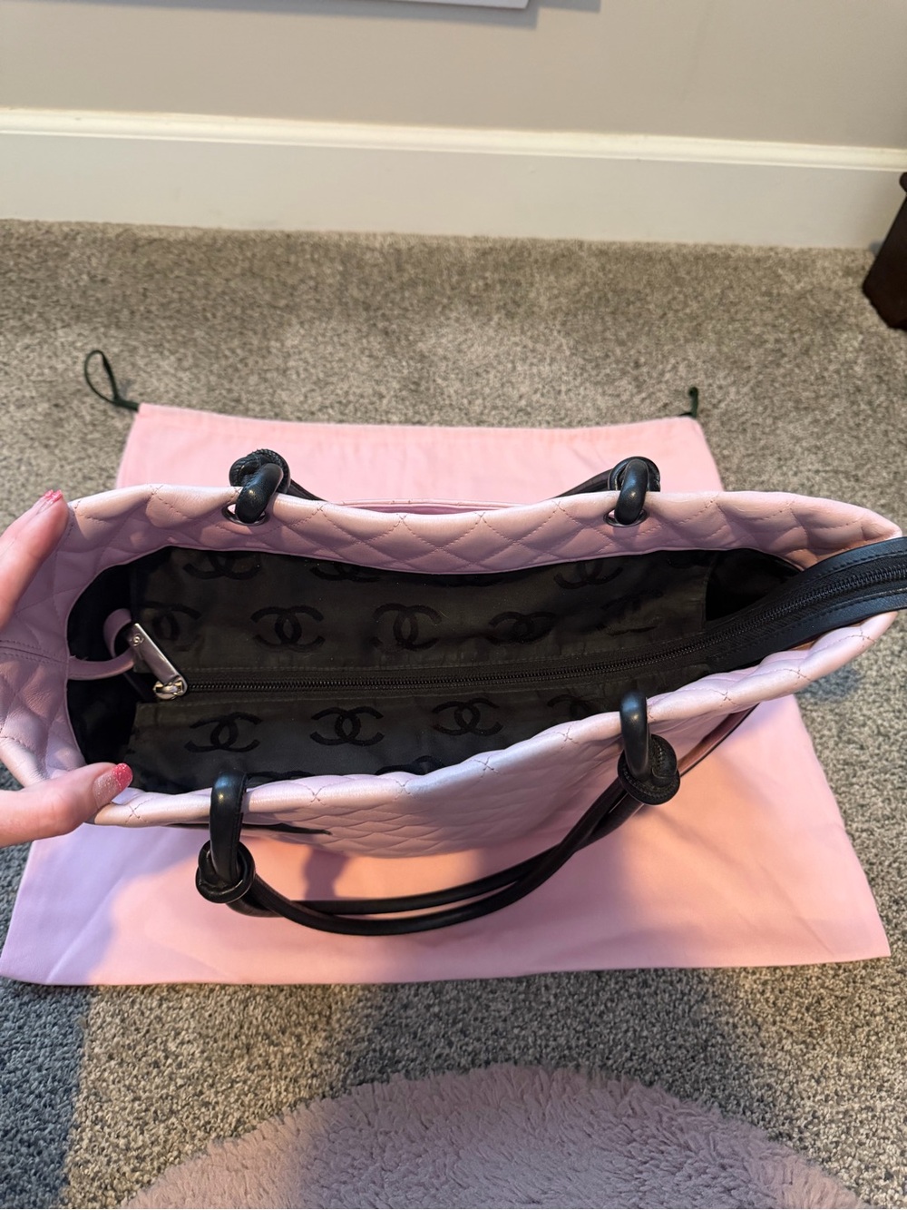 CHANEL Calfskin Quilted Large Cambon Tote Pink & Black Authentic - Picture 4 of 12